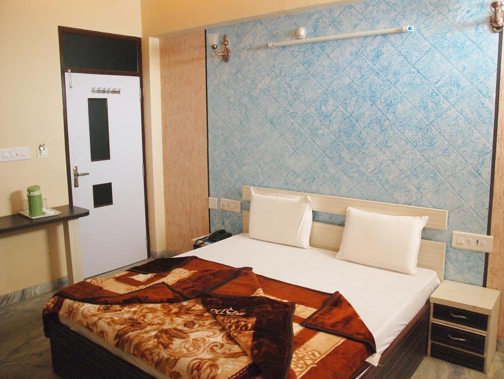 Hotel Kingdom Palace Udaipur Habitación foto
